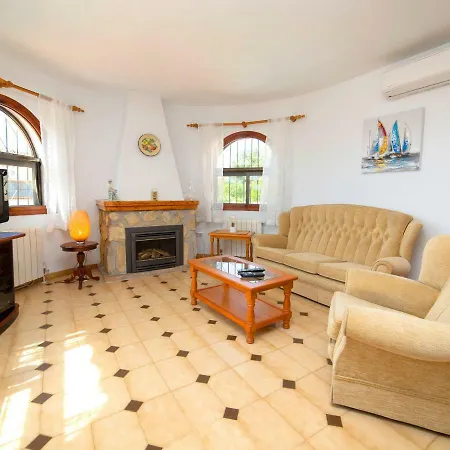 Nina Villa Calpe